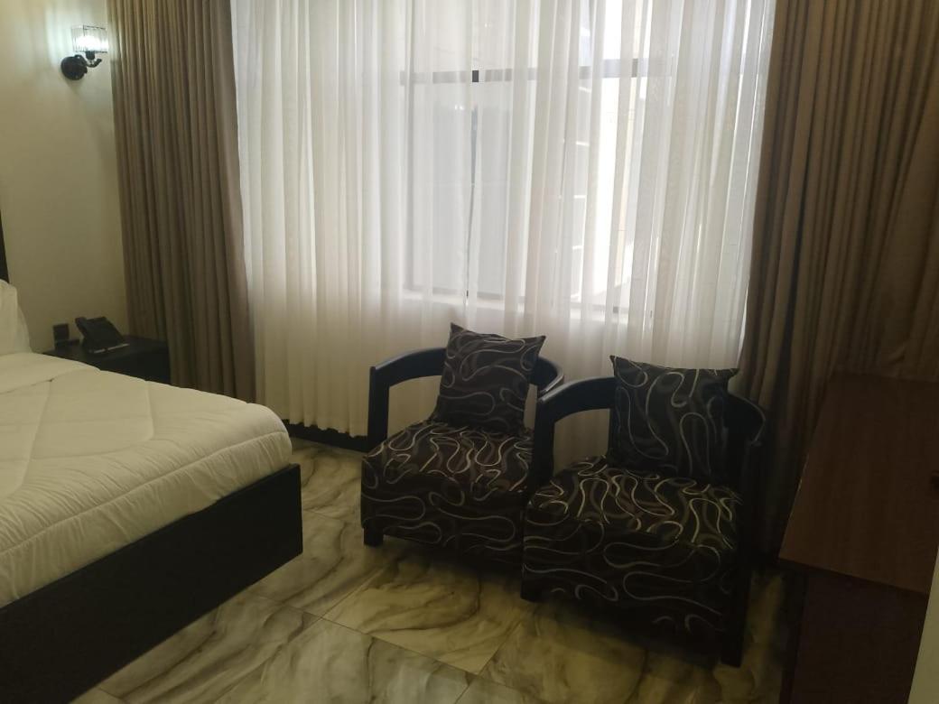 Water Pavilion Hotel Keroka المظهر الخارجي الصورة