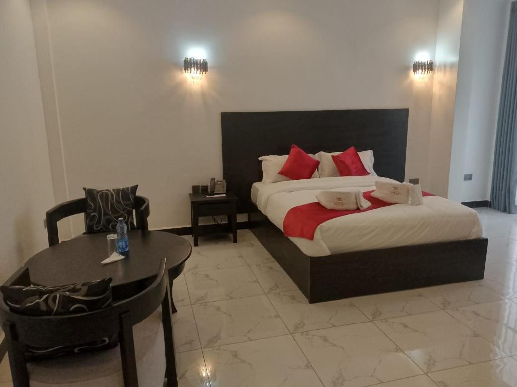 Water Pavilion Hotel Keroka المظهر الخارجي الصورة