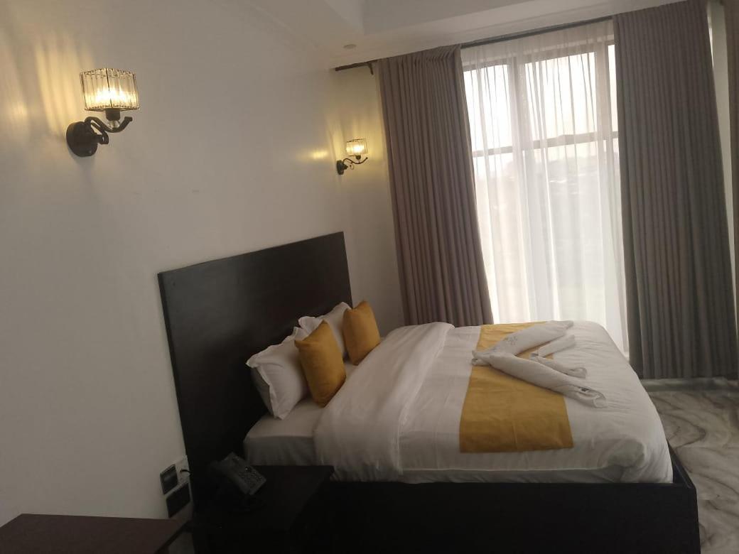 Water Pavilion Hotel Keroka المظهر الخارجي الصورة