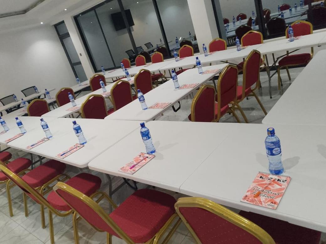 Water Pavilion Hotel Keroka المظهر الخارجي الصورة